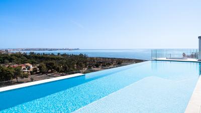 Ocean Dream – Luxury apartments on the beach in Punta Prima in España Casas